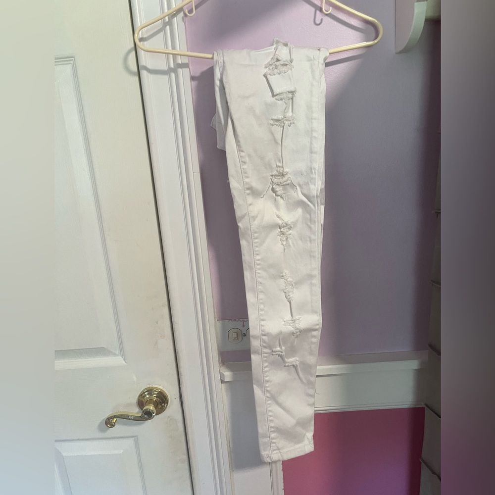 White high waisted ripped skinny Jeans